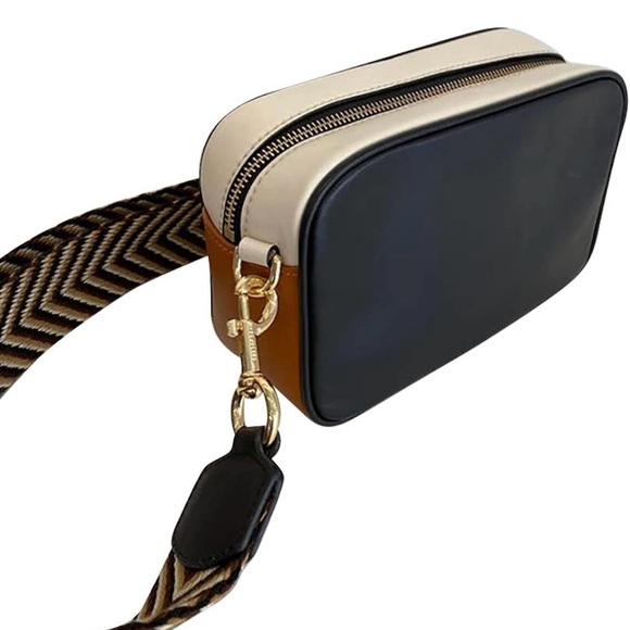 New Marc Jacobs Crossbody bag - Picture 2 of 5